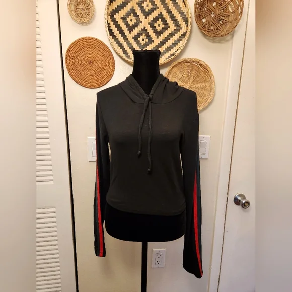 Revamped Women's Black Hoodie Top - Picture 7 of 9